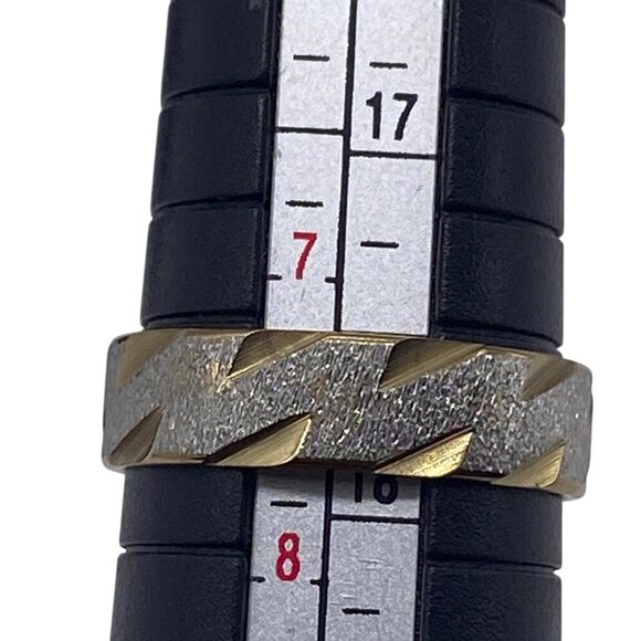Two Tone Diagonal Pattern Stainless Steel Band Ring Size 8 Gold & Sliver Tone - Picture 5 of 8